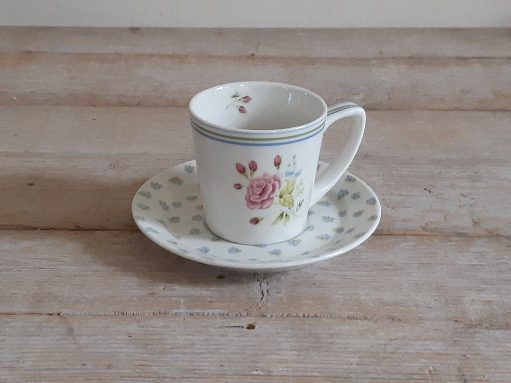 Servies, Jet (by Ter Steege), Zarah, zo goed als nieuw, Ophalen of Verzenden, Zo goed als nieuw, Overige stijlen, Kop(pen) en/of Schotel(s)