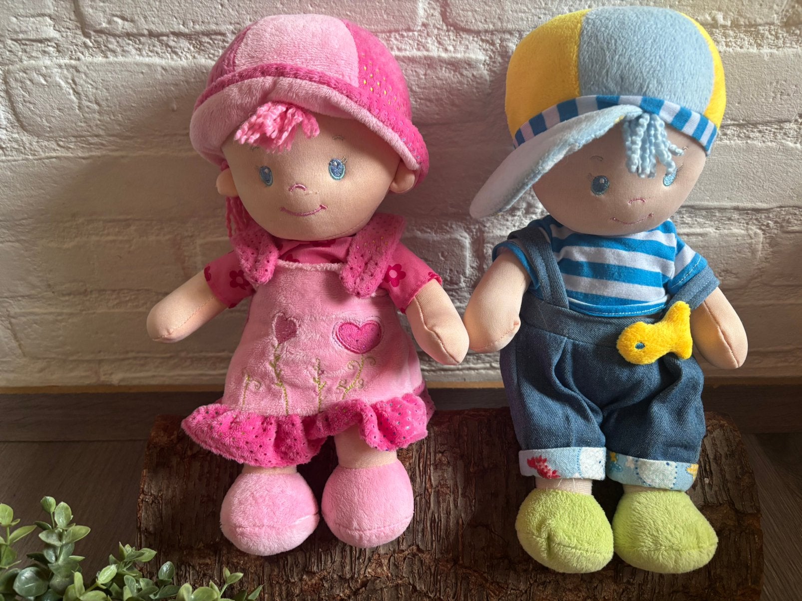 Action ; 2 stoffen zachte baby poppen rose en blauw  32 cm, Ophalen of Verzenden, Zo goed als nieuw, Babypop