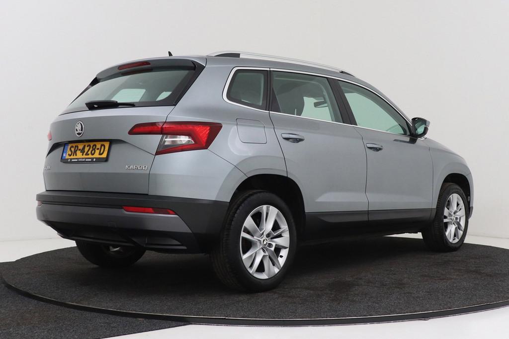 Skoda Karoq 1.5 TSI ACT Style | Uitklap Trekhaak | Org NL |, Stof, 4 cilinders, 150 pk, Bedrijf