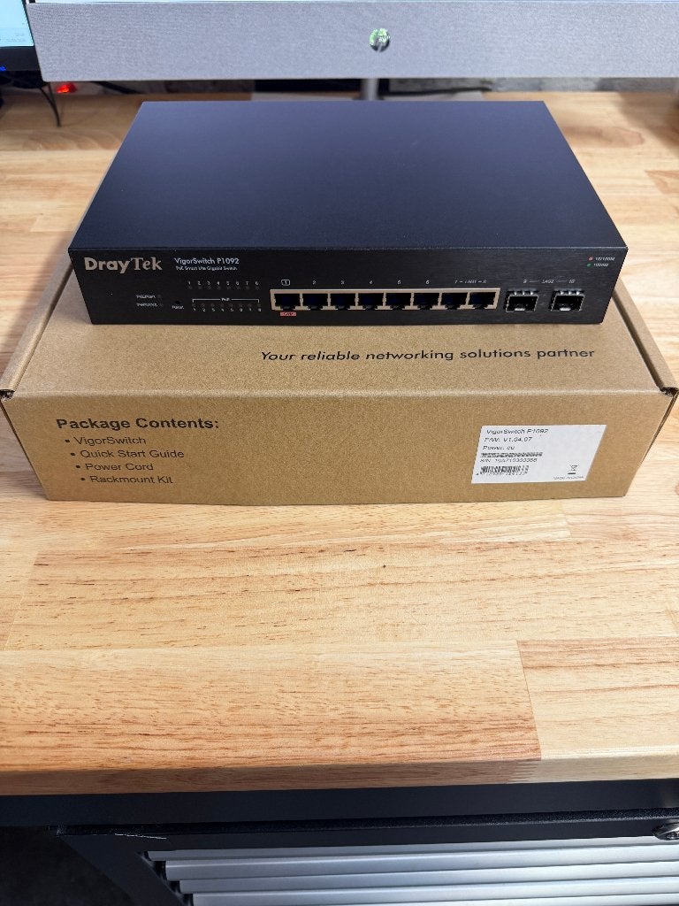 DrayTek VigorSwitch P1092 – nieuw in verpakking, Ophalen of Verzenden, Nieuw