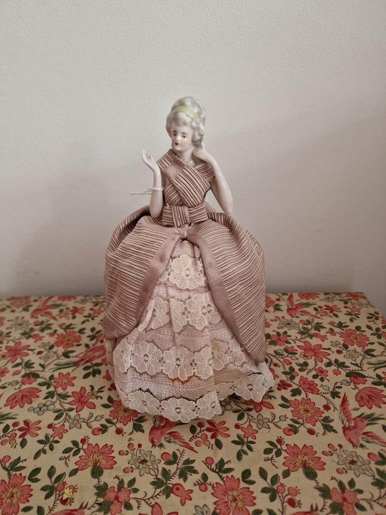 Antieke Halfdoll Porselein, Ophalen of Verzenden