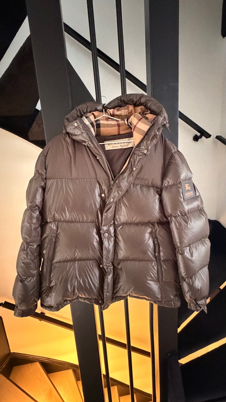 Burberry Puffer Jacket - Nieuwstaat, Ophalen of Verzenden, Nieuw, Overige maten, Bruin