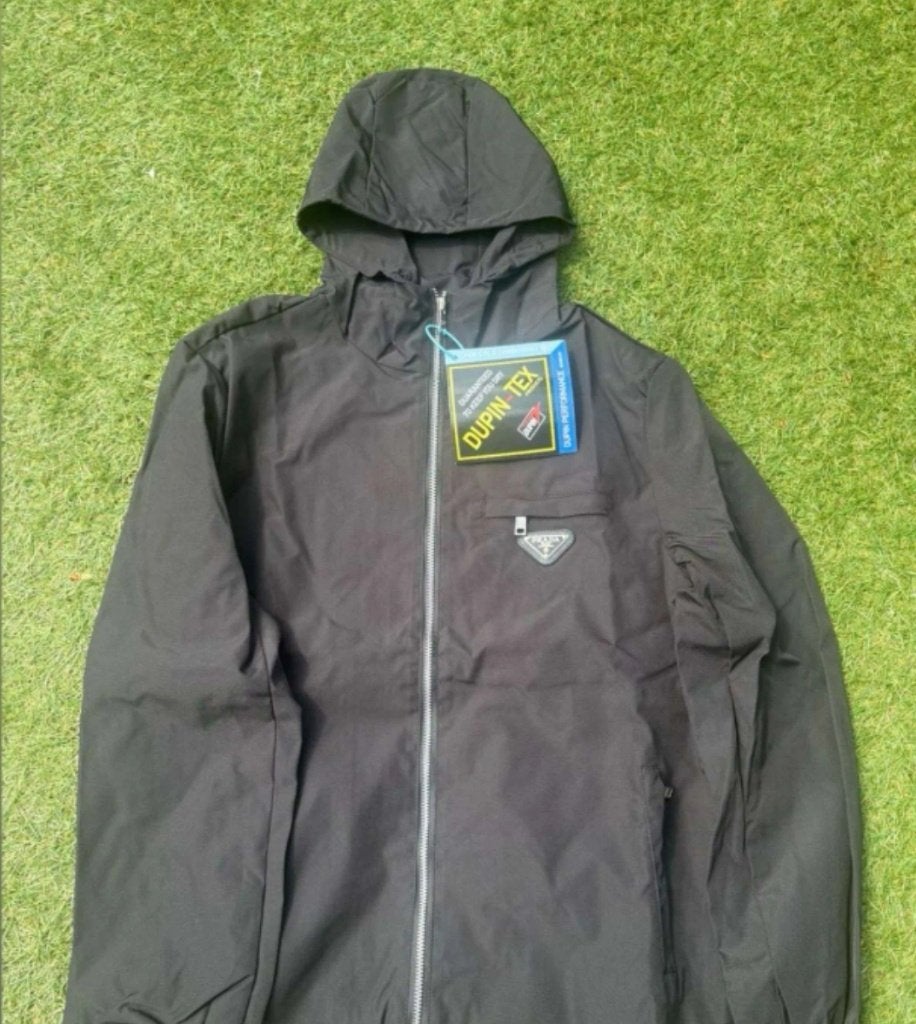Prada jas, Maat 48/50 (M), Zwart, Nieuw, Ophalen of Verzenden