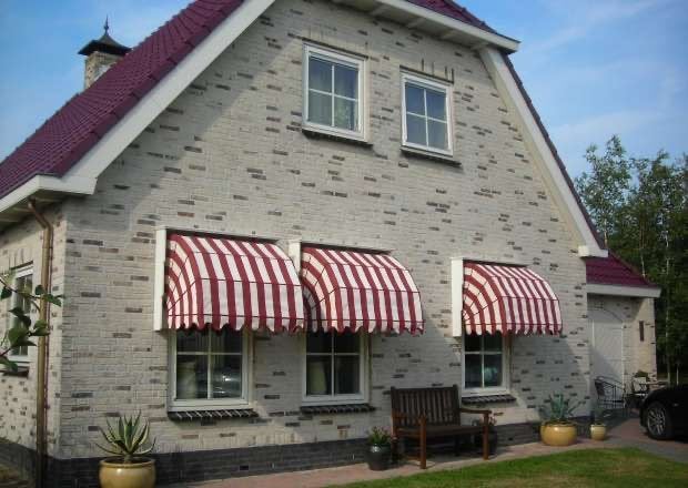Klassieke Markies: Houtlook Aluminium, Nu met 50% Korting!, Tuin en Terras, 450 cm of meer, Ophalen of Verzenden, Markies, 300 cm of meer