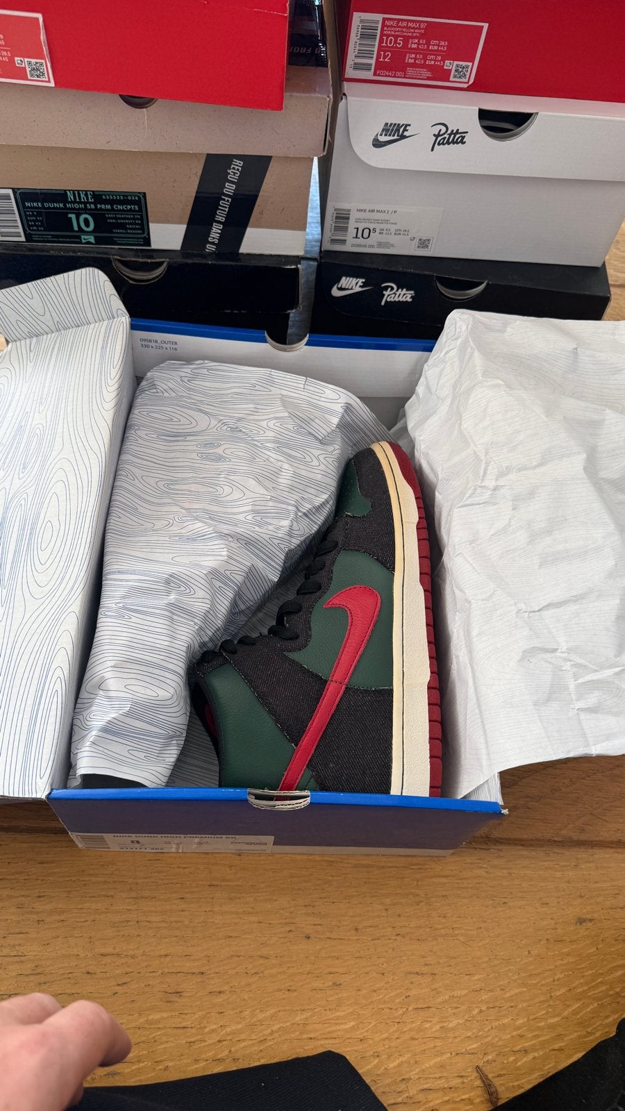Nike Dunk High Premium SB RESN (2009), Kleding | Heren, Schoenen, Ophalen of Verzenden, Zo goed als nieuw, Overige kleuren, Sneakers of Gympen