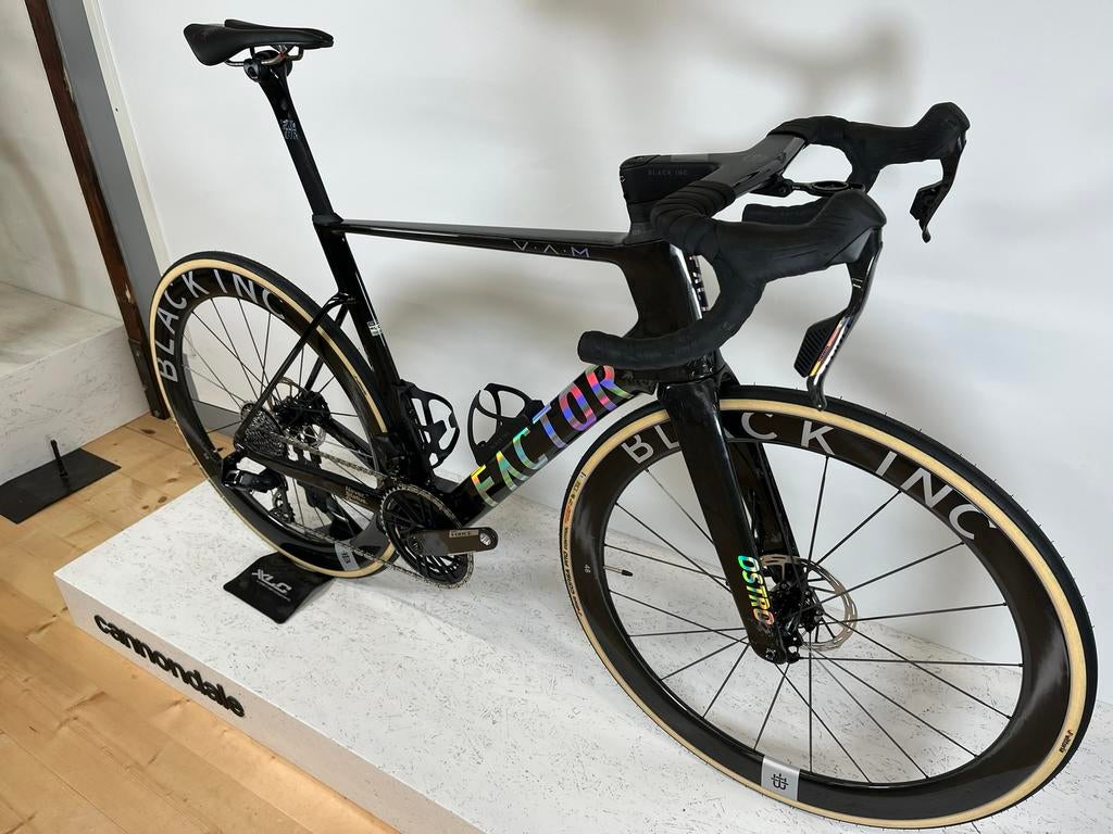 Nieuwe Factor Ostro Vam 2.0 Sram Force AXS Black inc maat 56, 28 inch, Carbon, Heren, Factorbikes