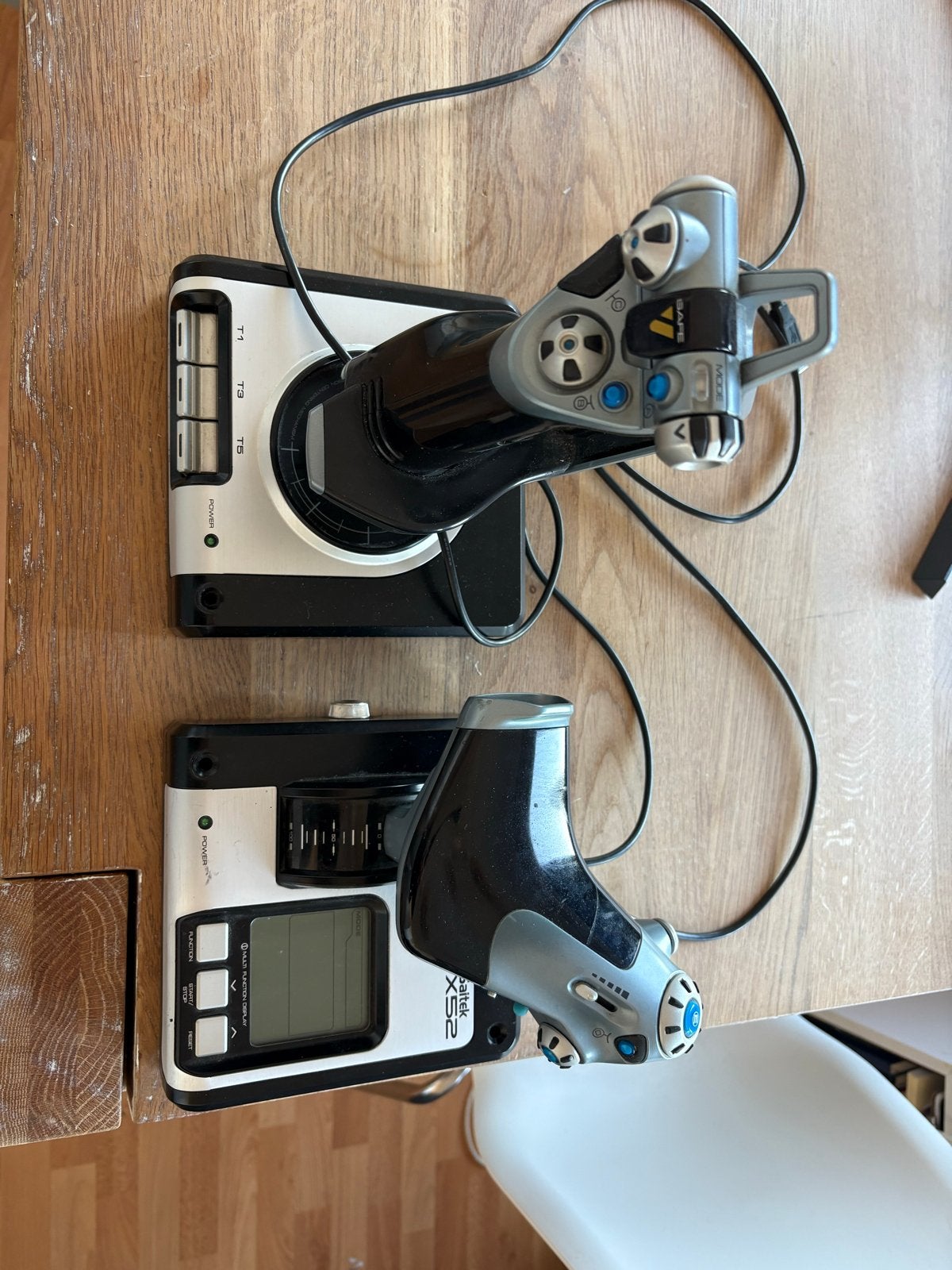 Saitek X52 Flight Joystick (defect?), Niet werkend, PC, Overige typen, Overige merken