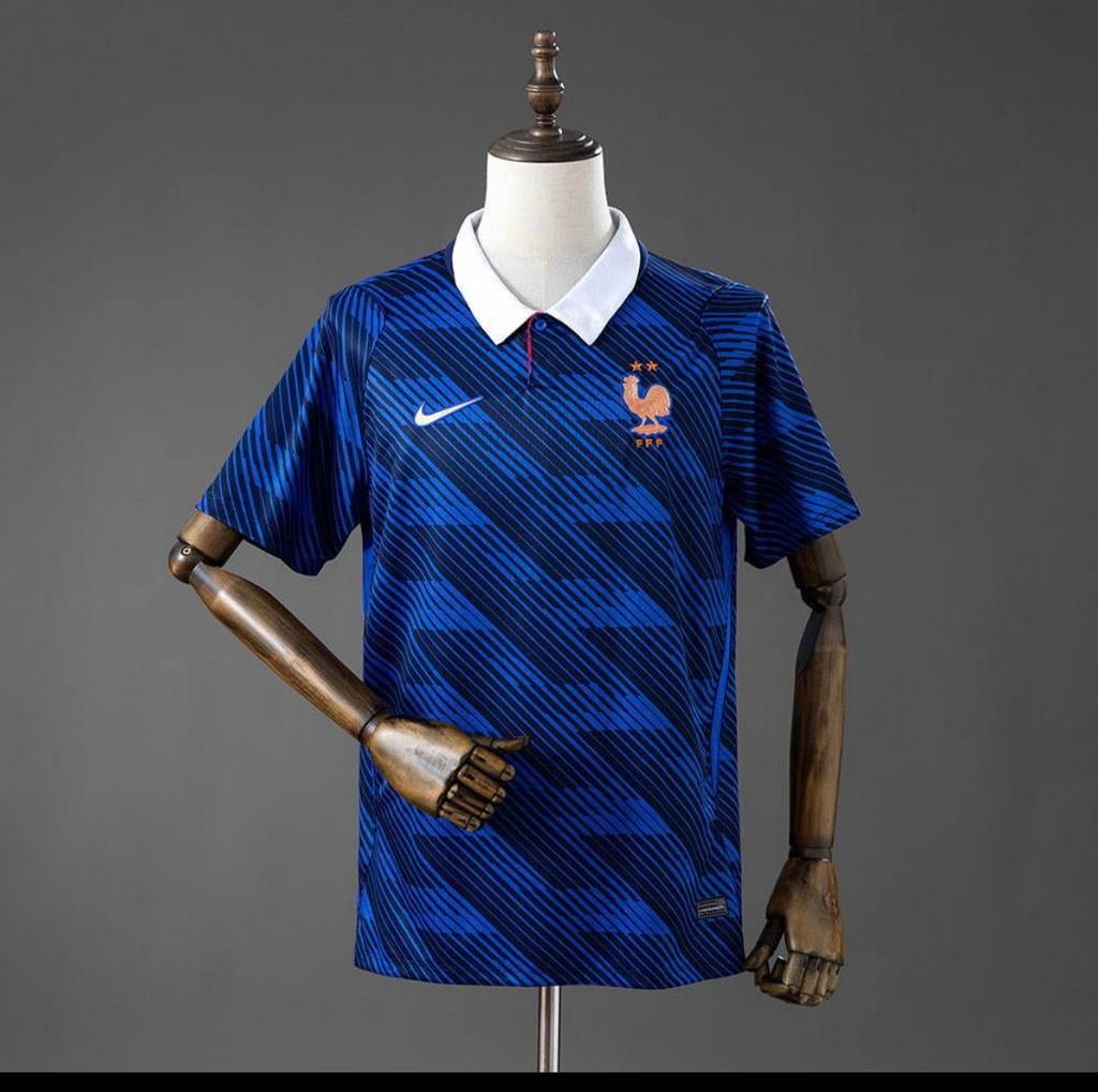 Frankrijk thuis shirt, Kleding | Heren, Sportkleding, Zo goed als nieuw, Voetbal, Maat 48/50 (M), Rood, Verzenden