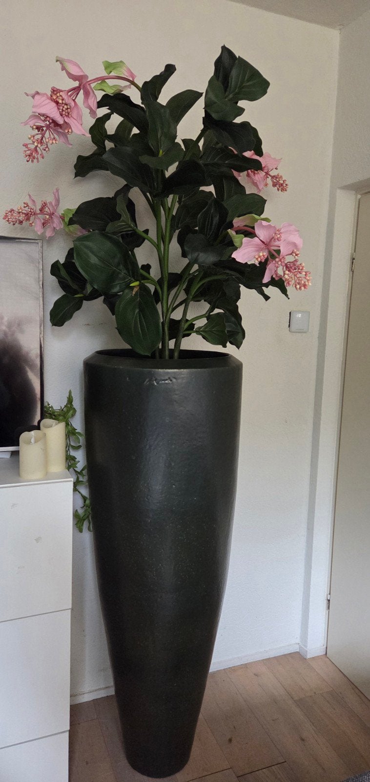 ZGN XXL bloemstuk incl kunst Medinilla in Mobach vaas, Ophalen, Binnen, Zo goed als nieuw, 200 cm
