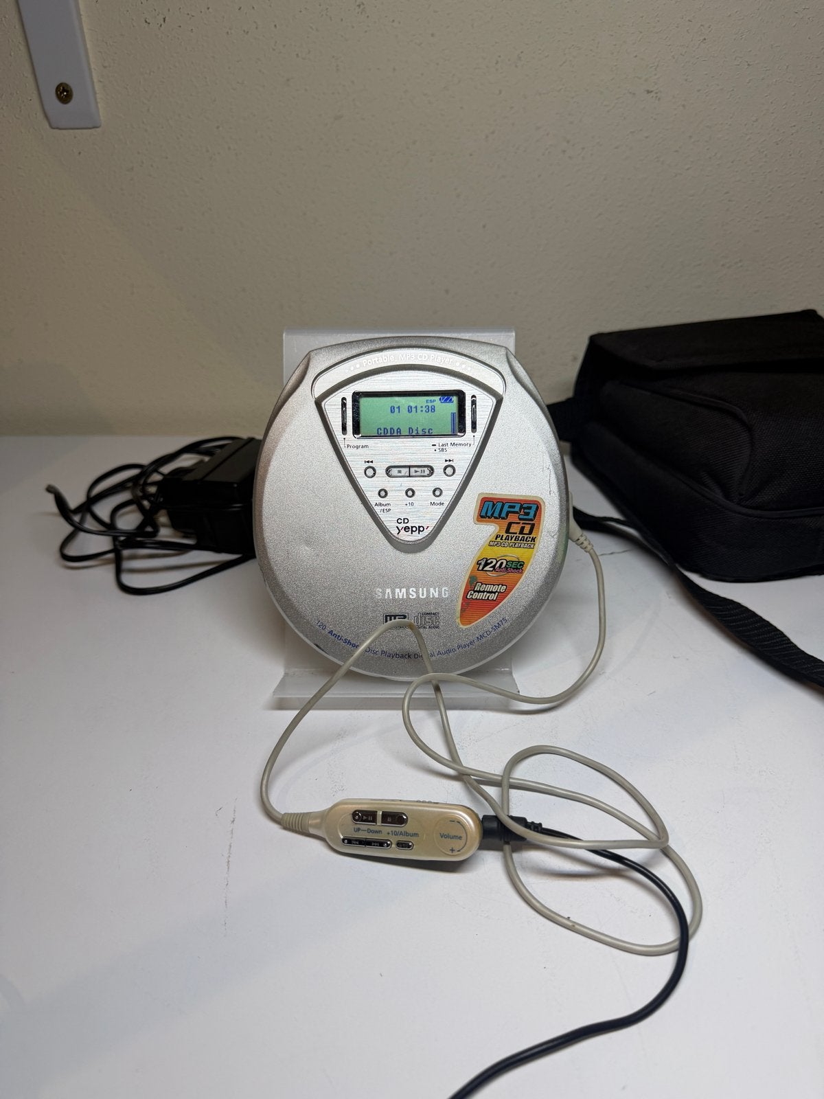 Samsung YEPP MCD-SM75 Draagbare MP3/CD-speler Discman, Ophalen of Verzenden, Discman