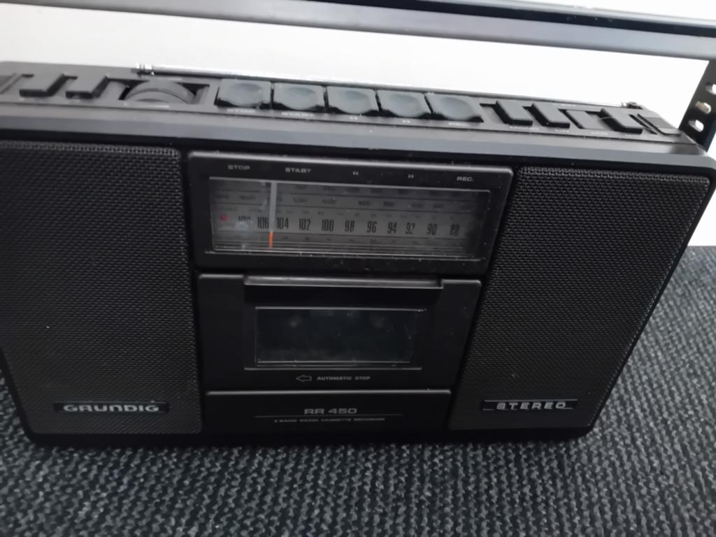 Grundig radio aleen mw lw, Ophalen