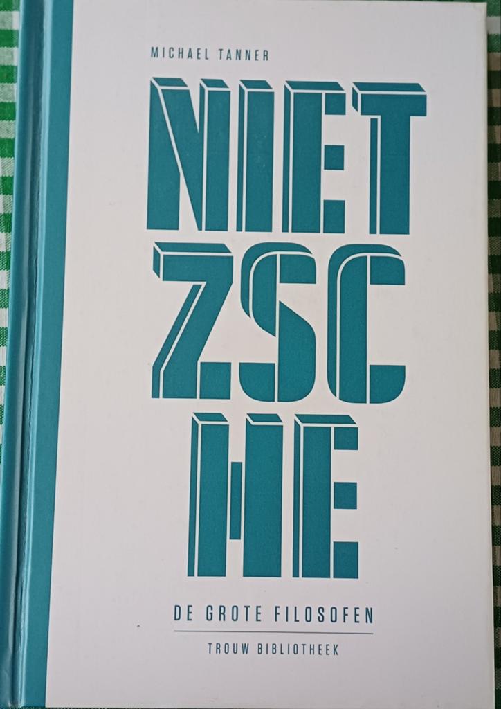 2 boeken Friedrich Nietzsche, Ophalen of Verzenden, Zo goed als nieuw