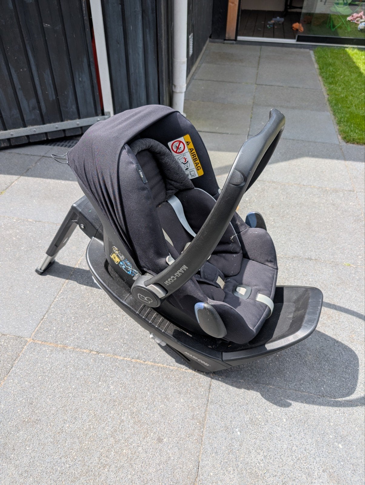 Maxi-Cosi Pebble Pro i-Size + ISOFIX Base (Zwart), Autogordel of Isofix, Gebruikt, 0 t/m 13 kg, Maxi-Cosi