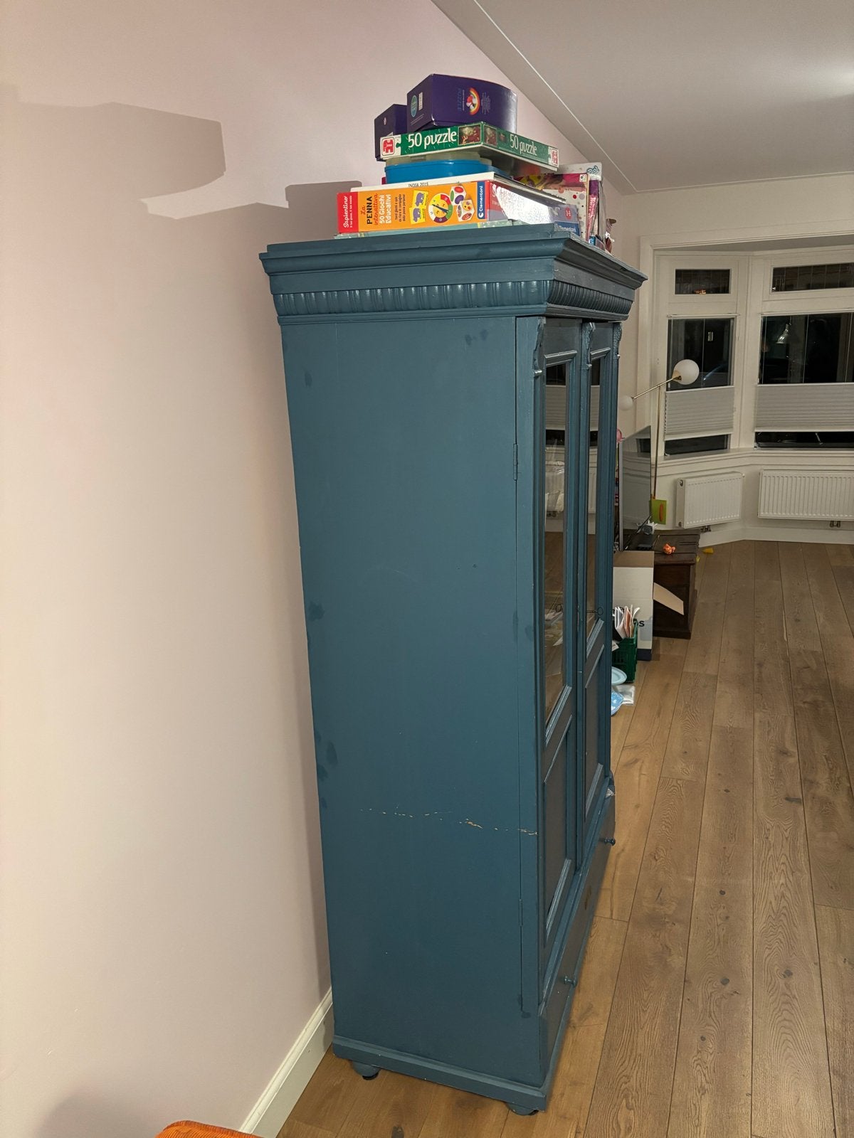 Antieke vitrinekast/boekenkast in petrolblauw, Huis en Inrichting, Ophalen, Gebruikt