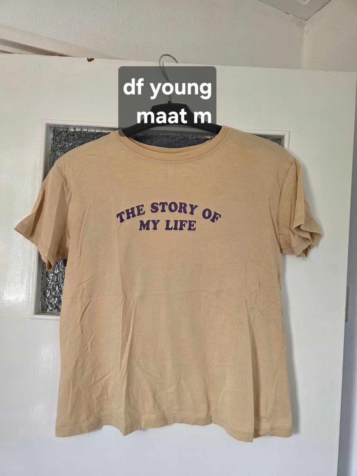 DF Young T-shirt "The Story of My Life" - Maat M, Kleding | Dames, Maat 38/40 (M), Beige, Ophalen of Verzenden, DF Young