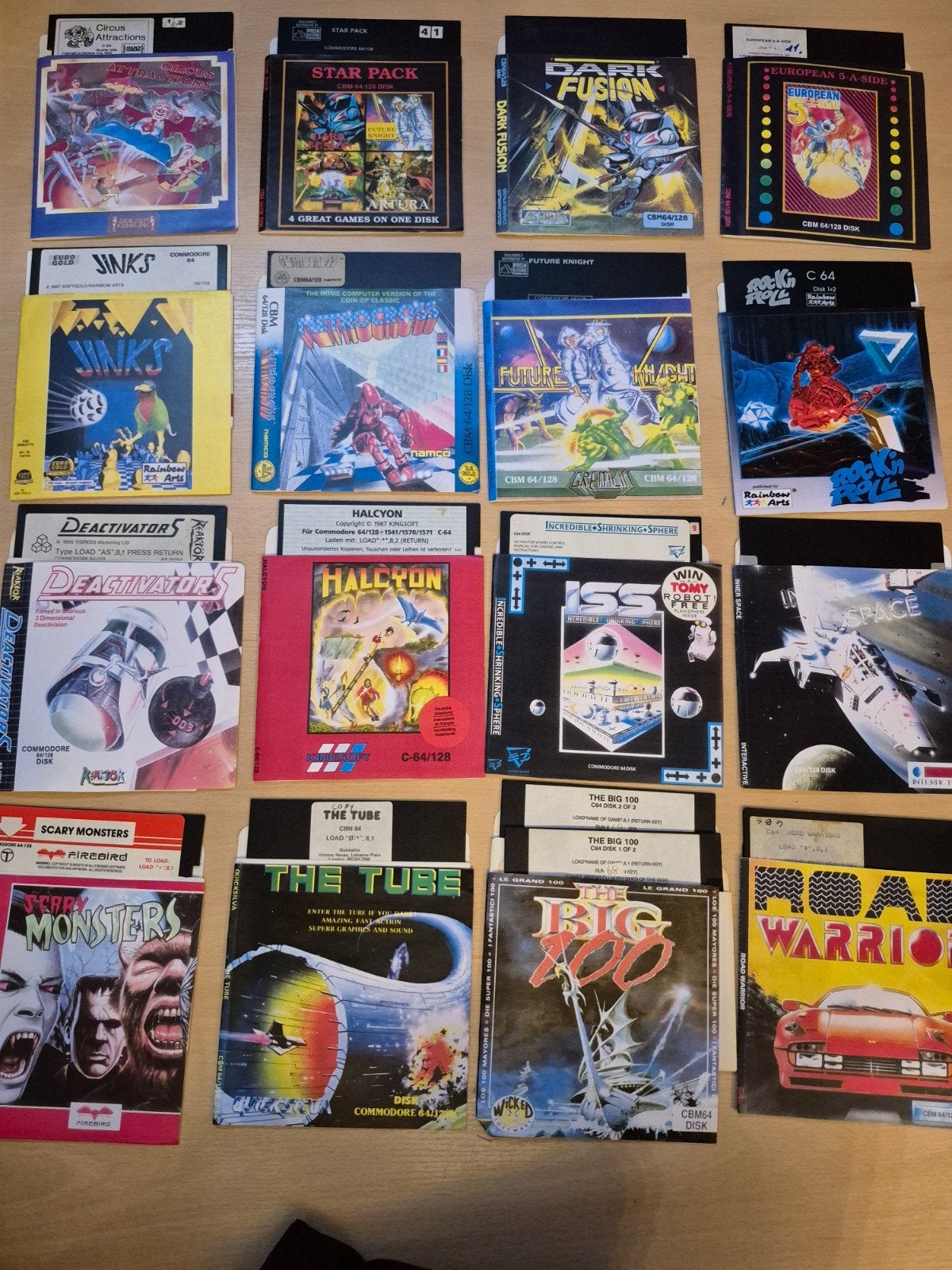 Grote collectie Commodore 64/128 diskettes - Vintage games, Spelcomputers en Games, Games | Overige, Gebruikt, Overige genres