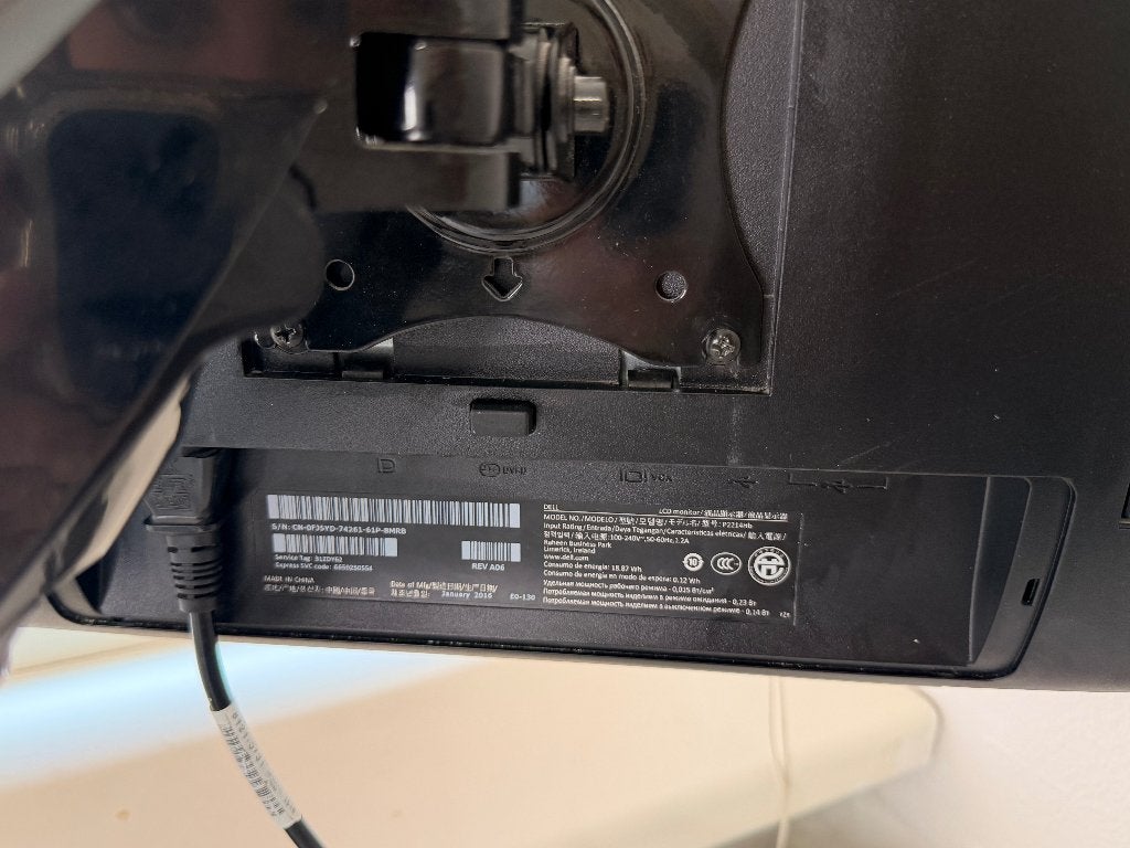 Foto 5 van Complete Dell thuiswerkplek [monitor, dock, arm en muis]