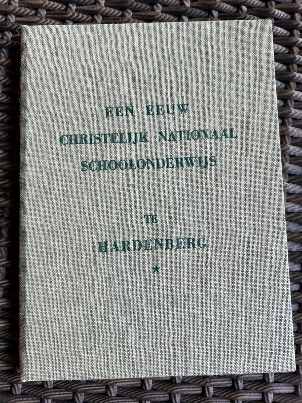 een eeuw Christelijk Nationaal schoolonderwijs te Hardenberg, Ophalen of Verzenden, D. Roosjen, 20e eeuw of later, Gelezen