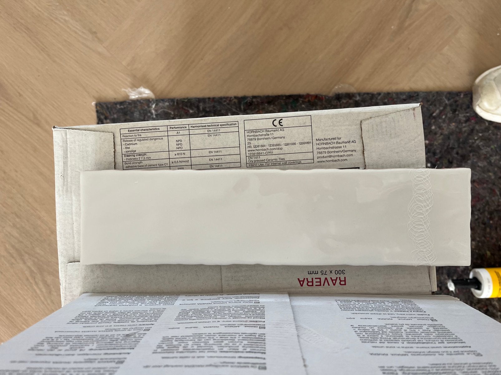 Nieuwe witte tegels, Doe-het-zelf en Verbouw, Tegels, Ophalen, Minder dan 20 cm, Zo goed als nieuw, 20 tot 40 cm