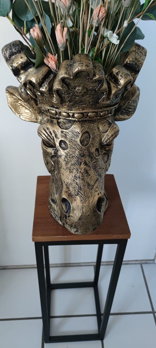 Goudkleurige Giraffe Bloempot - Polystone, Overige materialen, Ophalen of Verzenden, Overige vormen, 30 tot 60 cm