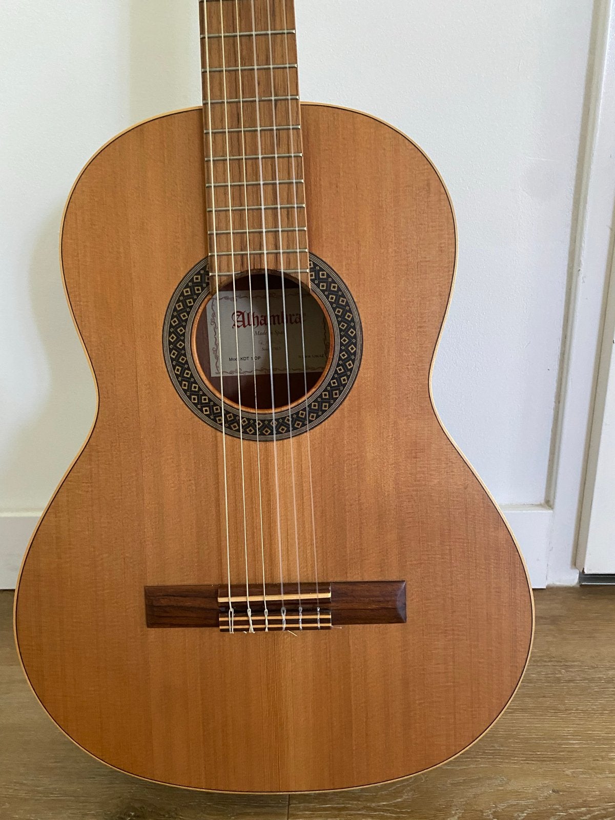 Alhambra 1/2 Klassieke Gitaar - Zo goed als nieuw, Ophalen, Zo goed als nieuw, Klassieke of Spaanse gitaar, Met koffer