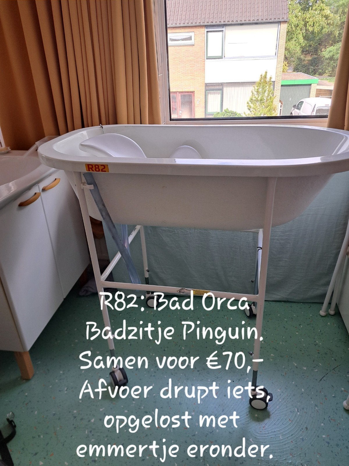 R82 Orca kinderbadje voor gehandicapte baby's en kids tot 4, Ophalen, Gebruikt, Badje, Bébé-jou