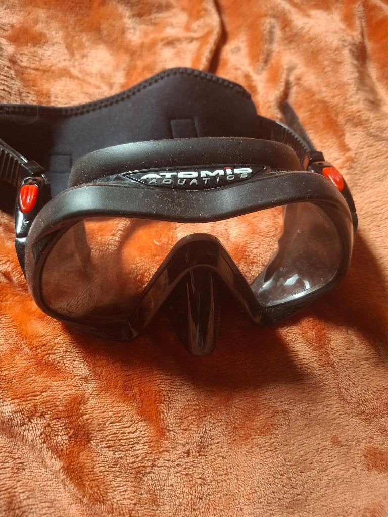 Duikbril Atomic Aquatic, Watersport en Boten, Ophalen, Zo goed als nieuw, Duikbril of Snorkel