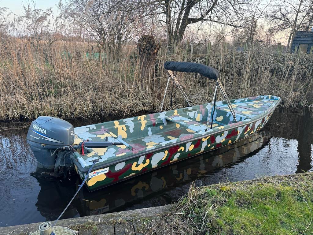 Visboot Platbodem 6m met 40pk Yamaha 4-takt en Biminitop, Watersport en Boten, Vis- en Consoleboten, Gebruikt, 6 meter of meer