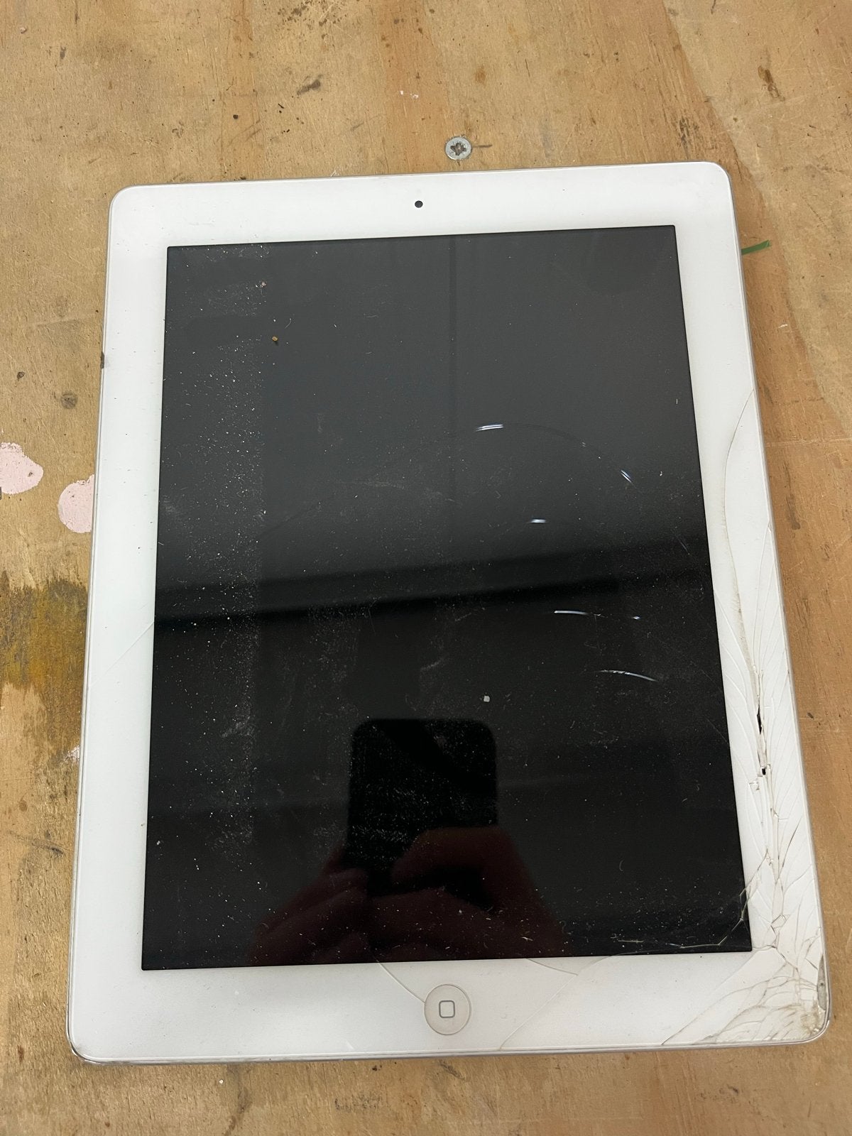 iPad (defect) - Ideaal voor onderdelen of reparatie, Computers en Software, 10 inch, Apple iPad, Wit, Ophalen of Verzenden