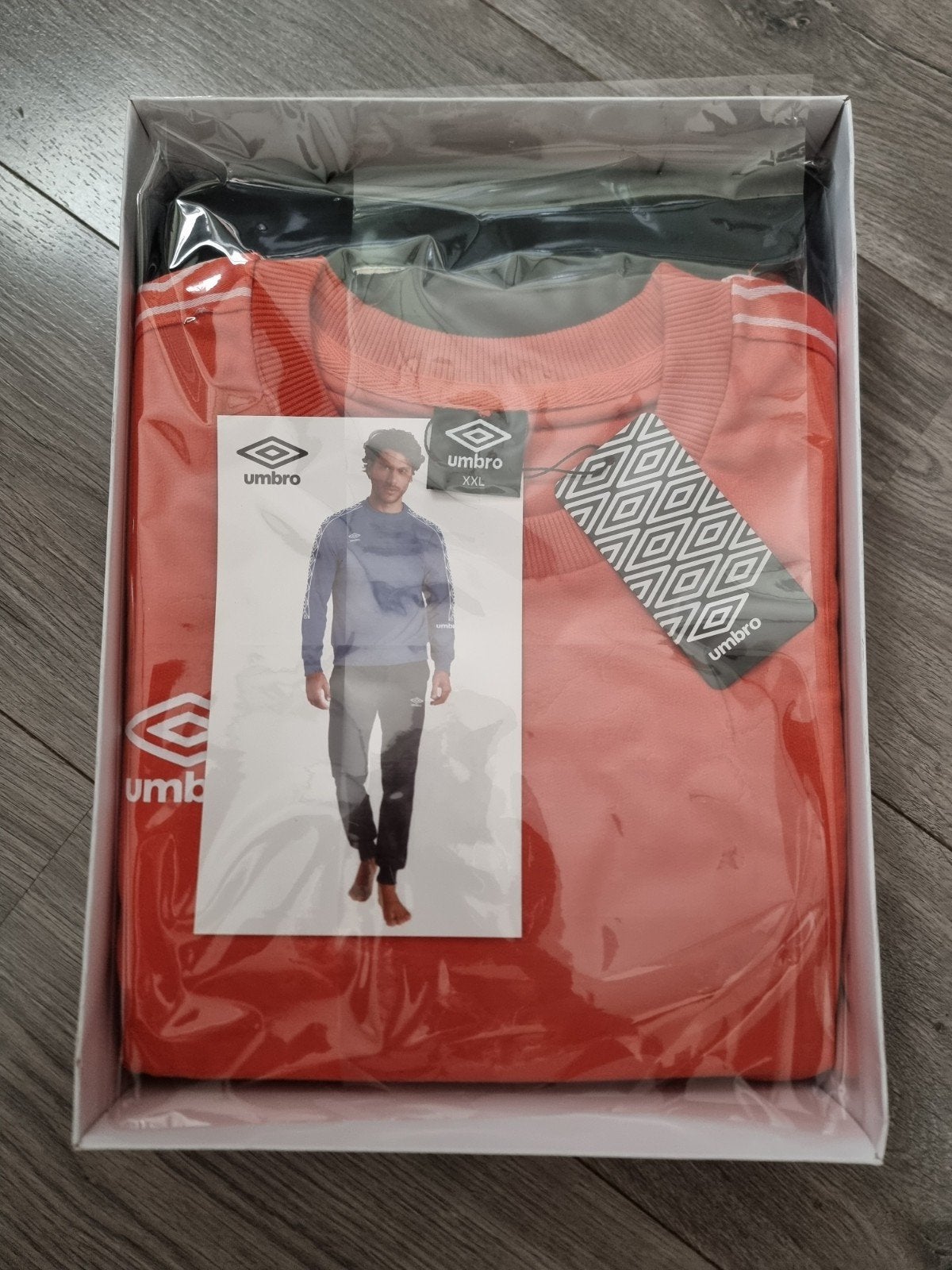 Heren trainingspak Umbro, maat XXL, Nieuw (G), Ophalen of Verzenden, Nieuw, Overige maten