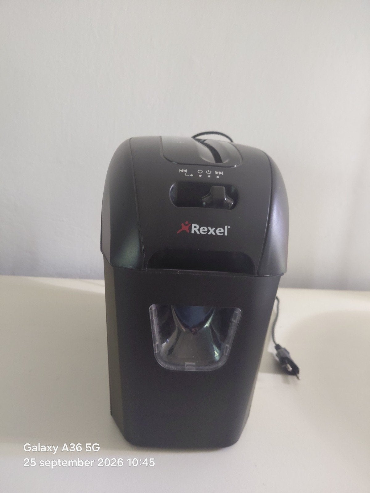 Papierversnipperaar Rexel, Diversen, Ophalen of Verzenden, Zo goed als nieuw