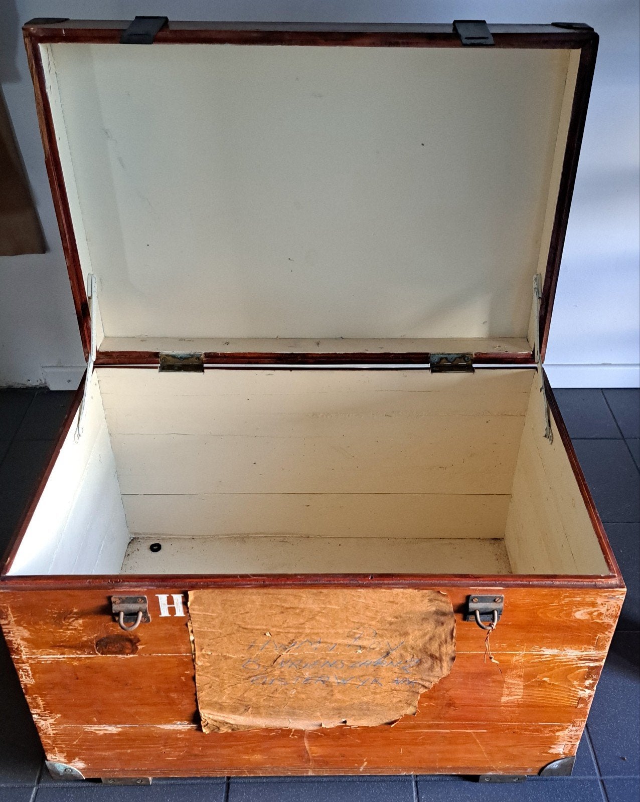 Antieke houten grote schone kist afsluitbaar, Huis en Inrichting, Ophalen of Verzenden, 50 tot 100 cm