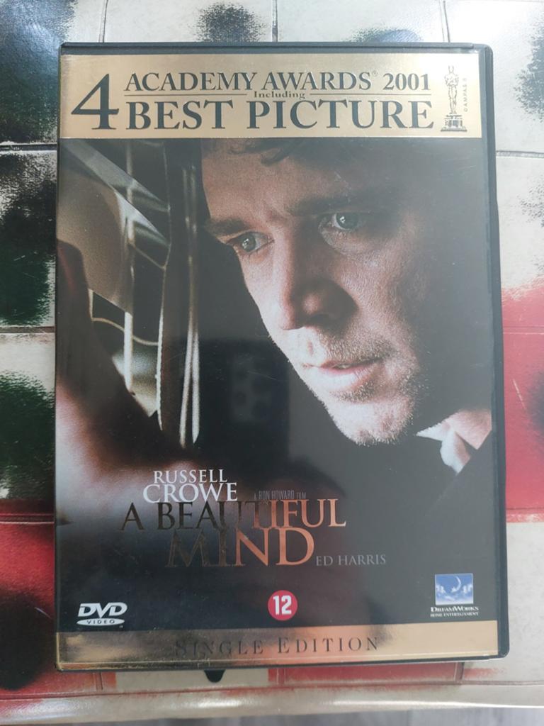 DVD - A Beautiful Mind (Oscarwinnende Film), Cd's en Dvd's, Dvd's | Drama, Vanaf 12 jaar, Ophalen of Verzenden, Zo goed als nieuw