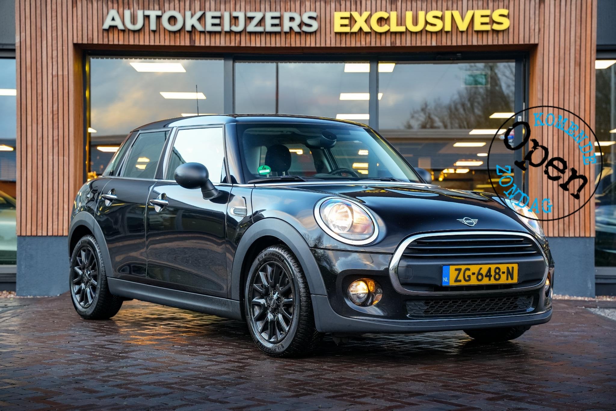MINI 5-Deurs 1.5 One Mini Mini 1.5 One Airco Cruise Control, Auto's, Stof, Gebruikt, 1200 kg, Zwart