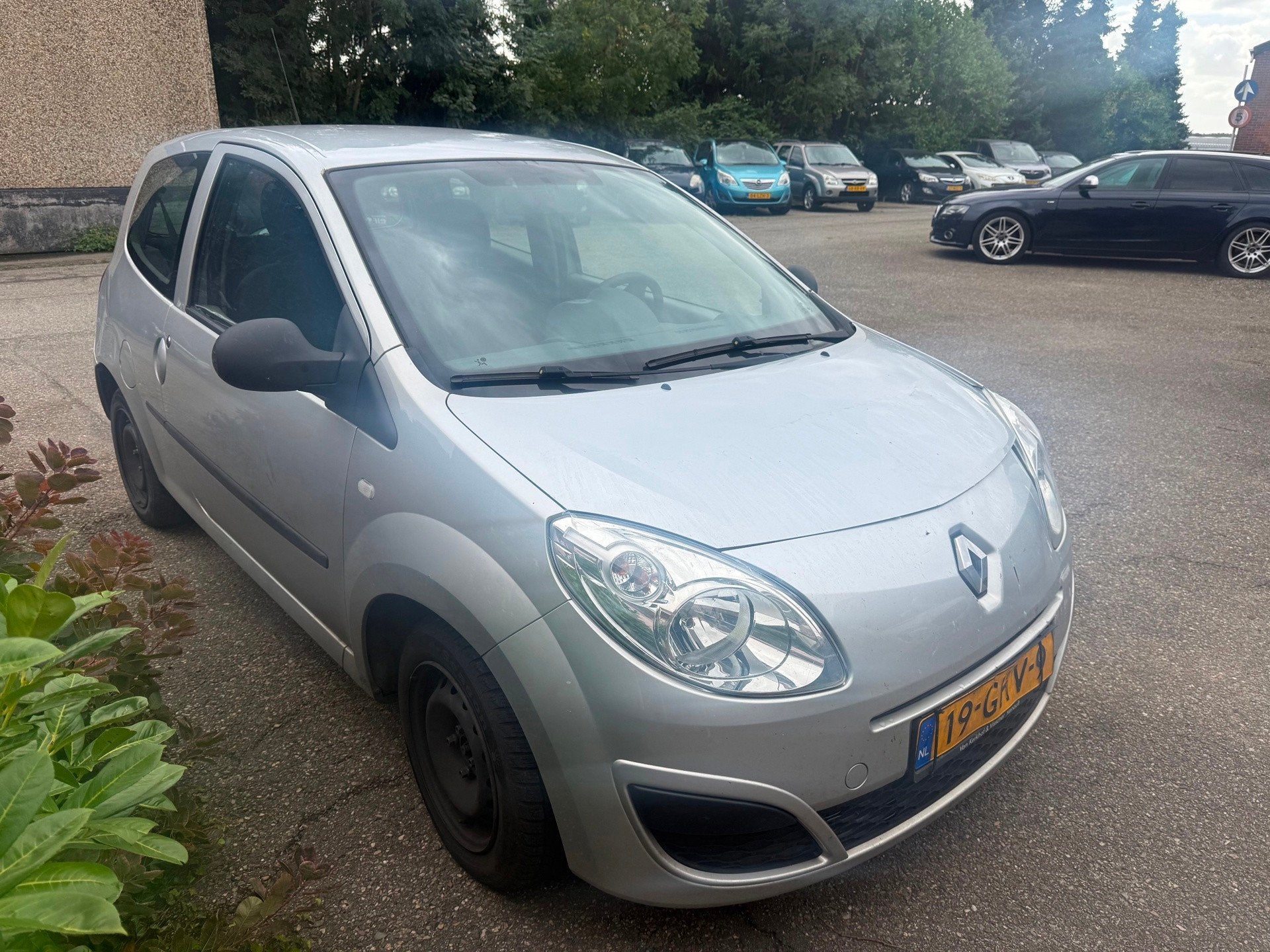 Renault Twingo 1.2 Authentique met lichte schade, Auto's, Voorwielaandrijving, Twingo, Gebruikt, 31 €/maand