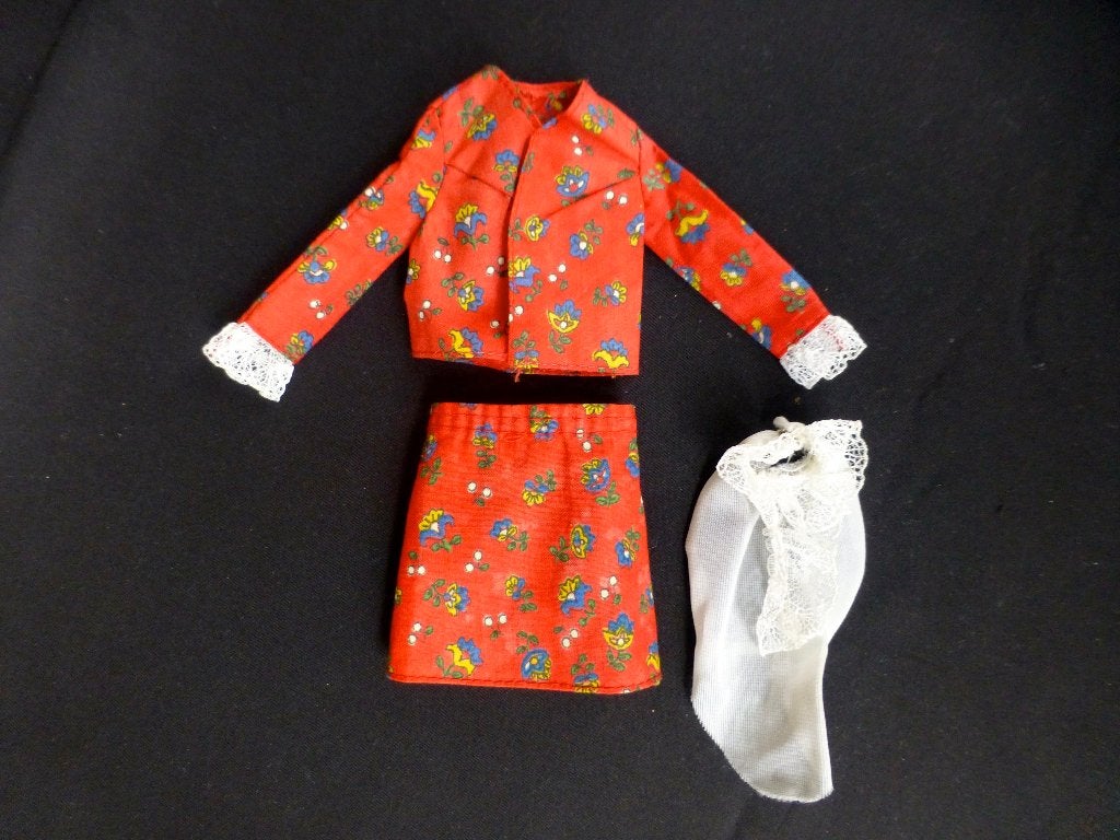 Vintage Barbie 1974 Lace and Ruffles #7748, Verzenden, Gebruikt, Kleertjes