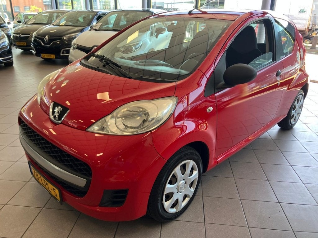 Peugeot 107 1.0-12V XR APK 8-27 BJ 2010 ! (bj 2010), Auto's, Gebruikt, 4 stoelen, 68 pk, Origineel Nederlands