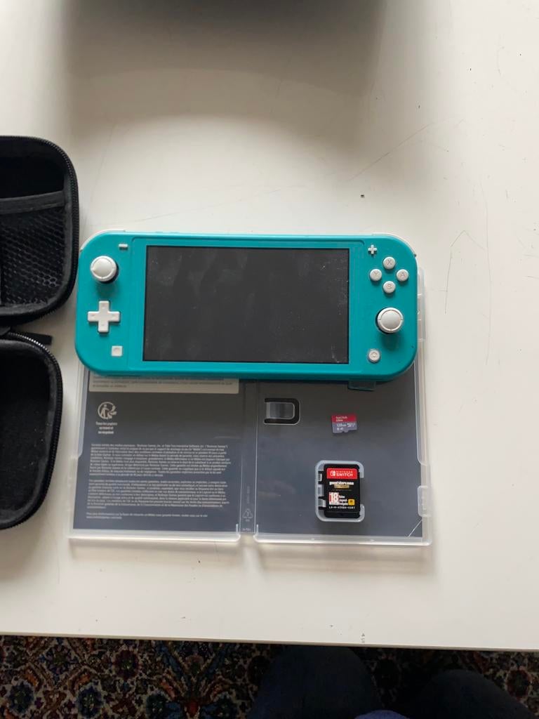 Nintendo switch lite met meer! (lees beschrijving), Ophalen of Verzenden, Turquoise, Zo goed als nieuw, Met beschermhoes of tas