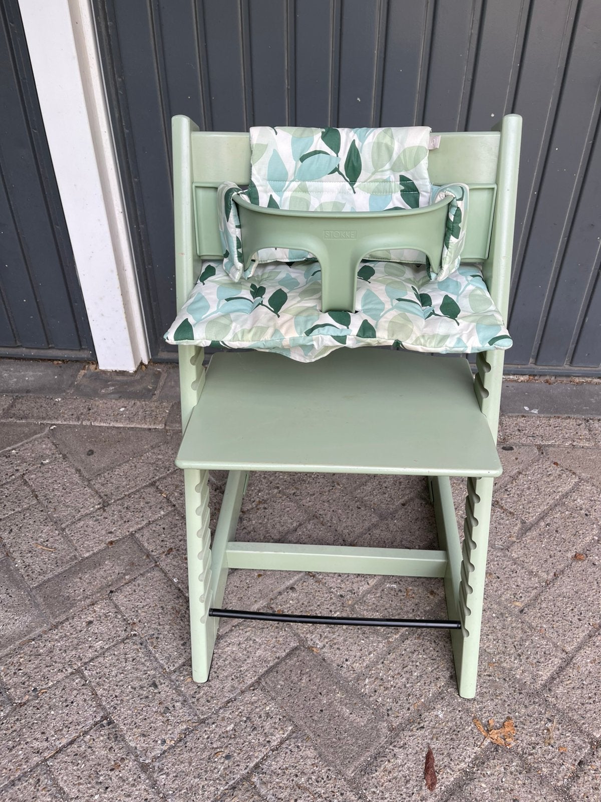Stokke TRIPP TRAPP - TRIP TRAP - TRIPTRAP MEEGROEISTOEL, Kinderen en Baby's, Kinderstoelen, Ophalen, Zo goed als nieuw, Meegroeistoel