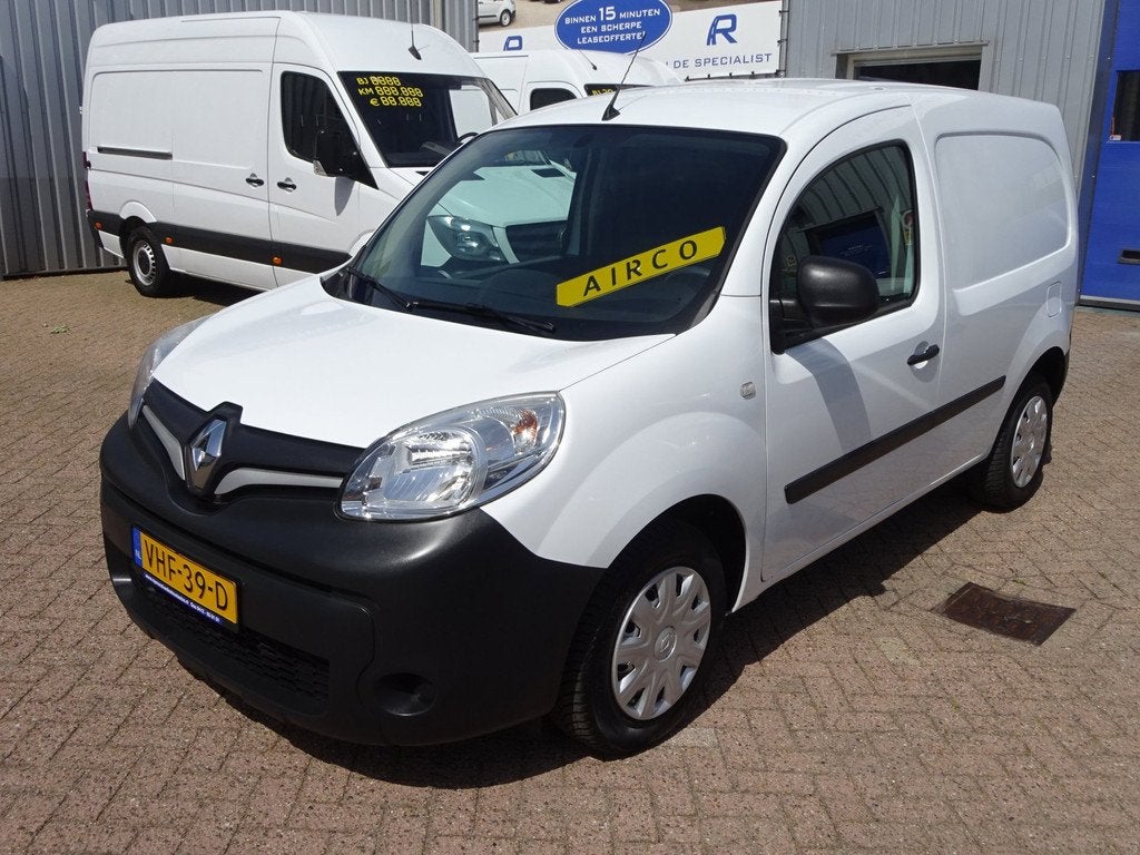 Renault Kangoo 1.5 Blue dCi 80 Comfort AIRCO CRUISE NAVIGATI, Auto's, Bestelauto's, Voorwielaandrijving, Stof, Gebruikt, 4 cilinders