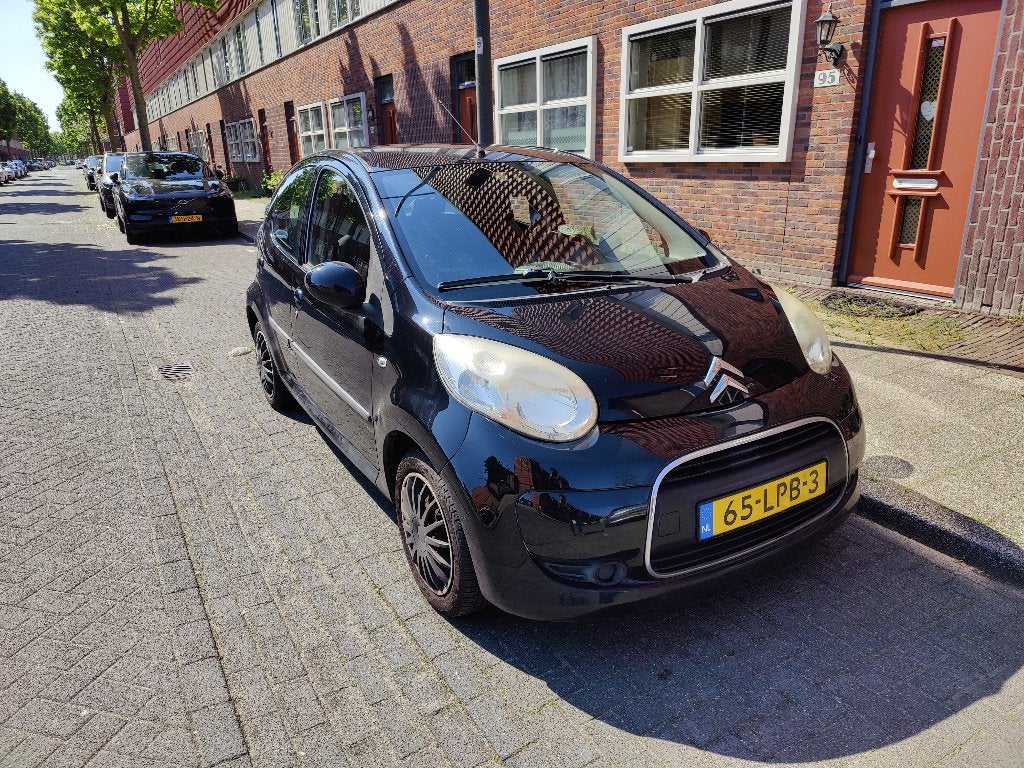 Citroën C1 1.0 5-DRS 2010 Zwart, Voorwielaandrijving, Stof, Zwart, 4 stoelen