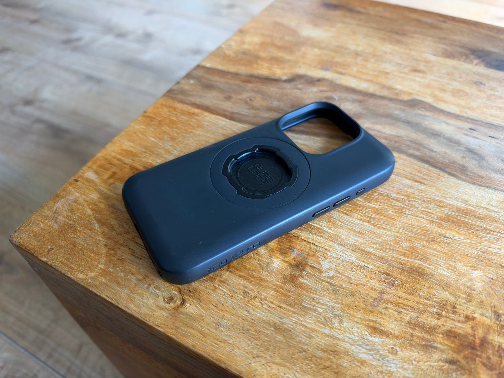 Quad Lock Case – iPhone 15 Pro | Zeer goede staat, Telecommunicatie, Ophalen of Verzenden, Zo goed als nieuw
