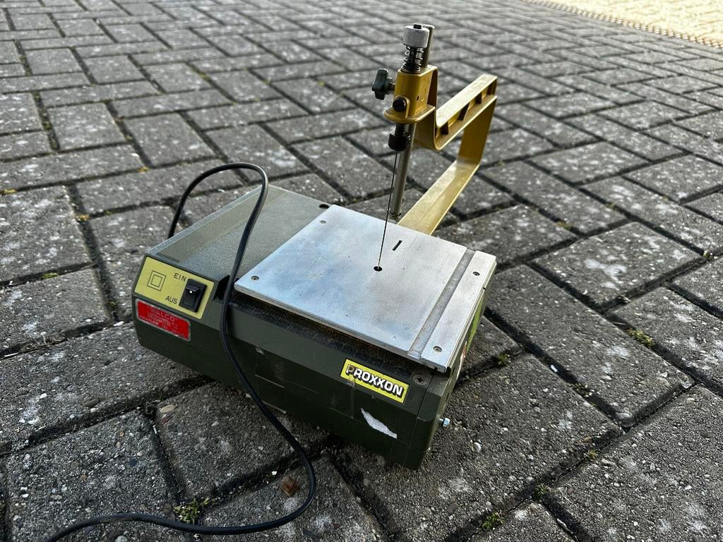 Proxxon figuurzaag - Compact en precies zagen, Doe-het-zelf en Verbouw, Gereedschap | Zaagmachines, Minder dan 30 mm, Gebruikt