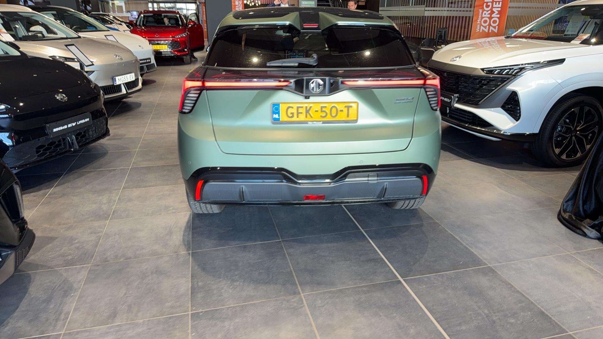 MG 4 XPower AWD 435pk 64kWh | Hunter Mat Green | Led Koplamp, Auto's, Automaat, 12 maanden, 435 pk, Gebruikt