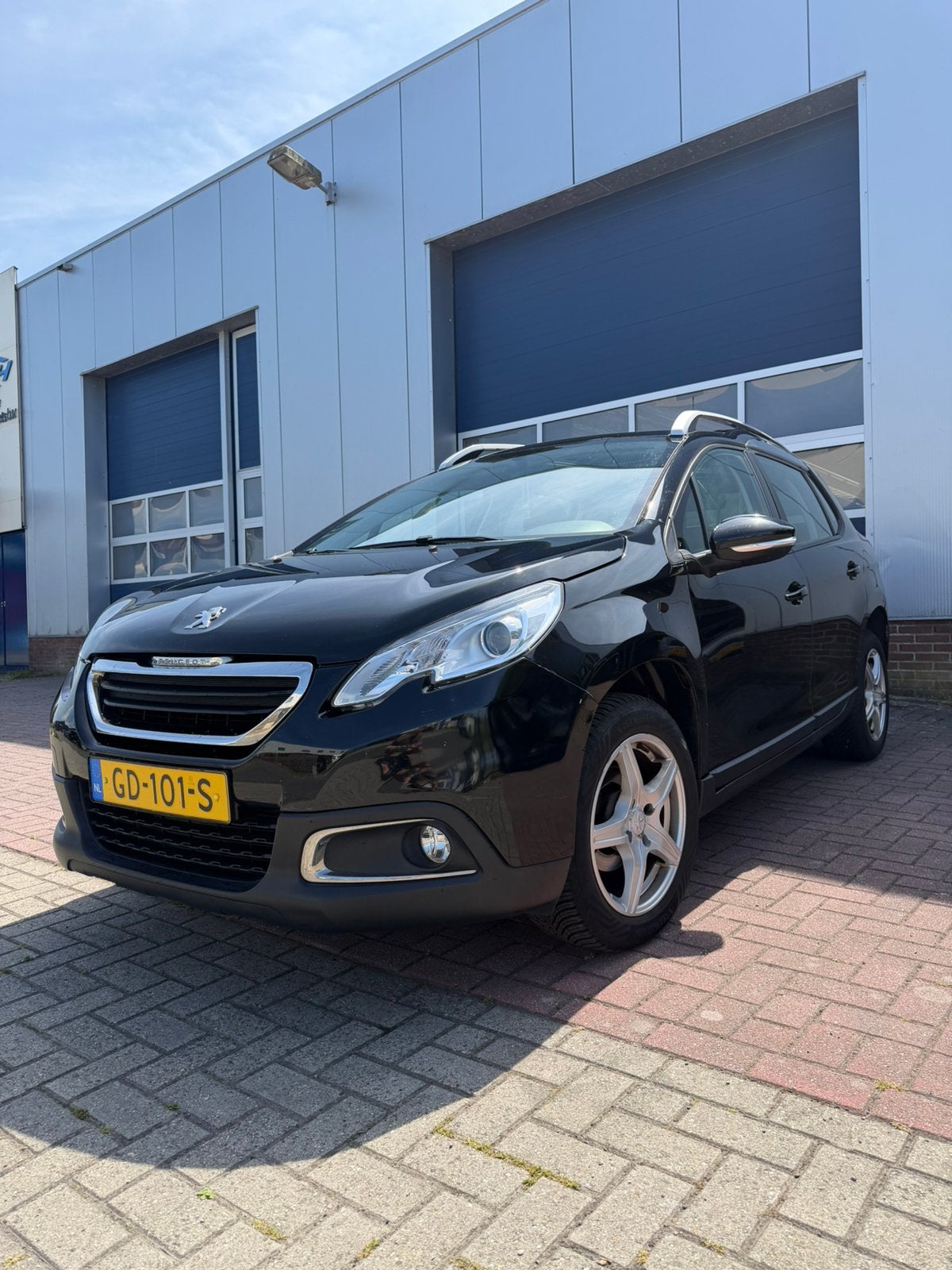 Peugeot 2008 1.2 E-vti 60KW Etg5 2015 Zwart, Auto's, Peugeot, Particulier, Benzine, A, SUV of Terreinwagen, Automaat, Origineel Nederlands