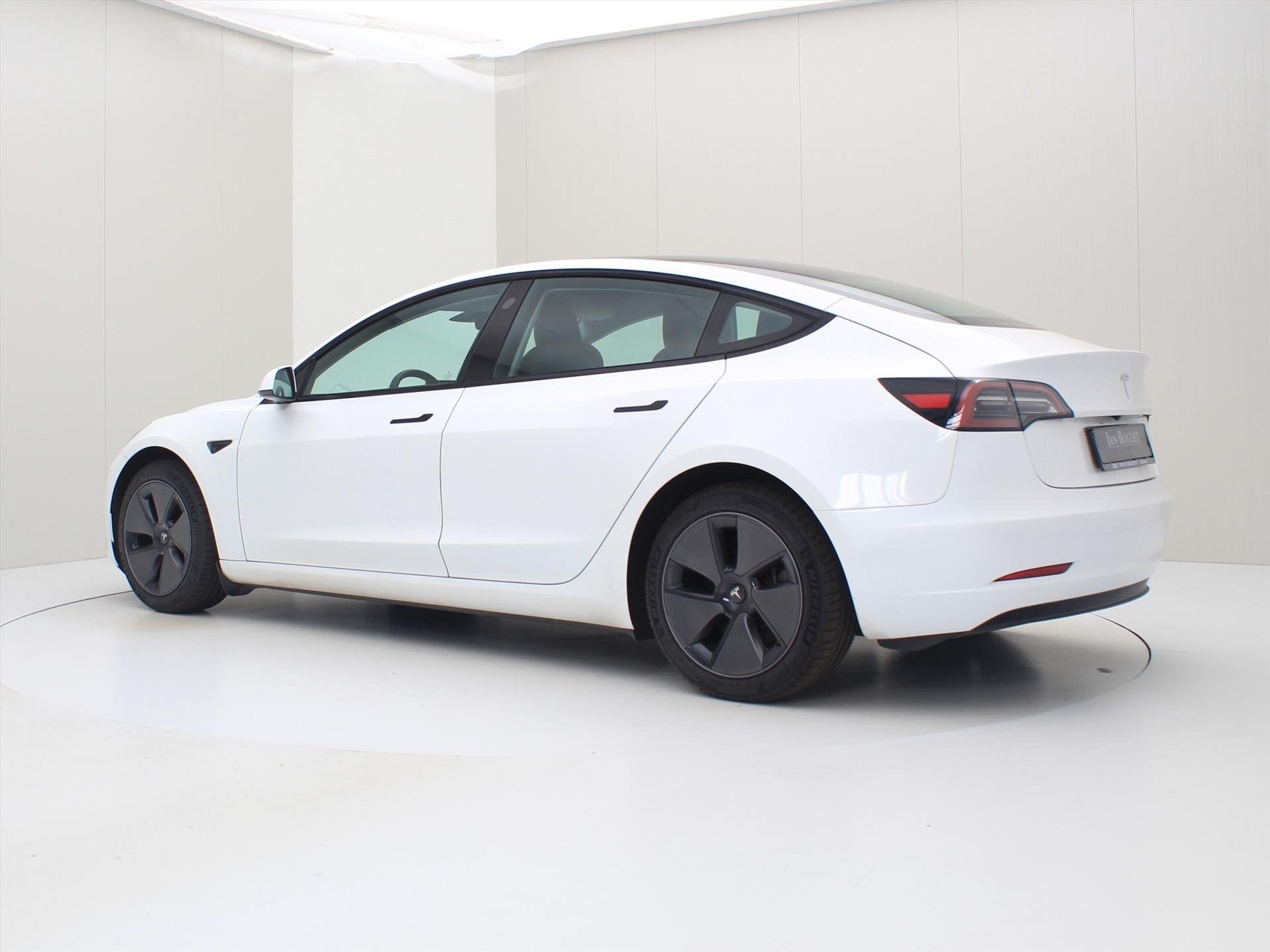 Tesla Model 3 Standard RWD Plus 93.7% SoH UPGRADE [ AMD RYZE, Automaat, Achterwielaandrijving, Gebruikt, Zwart