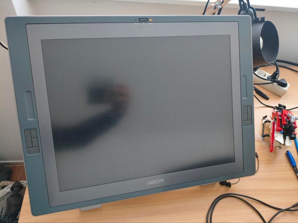 ZSM Wacom DTZ-2100D tekentablet, Multi-touch, Ophalen of Verzenden, Zo goed als nieuw, Wacom