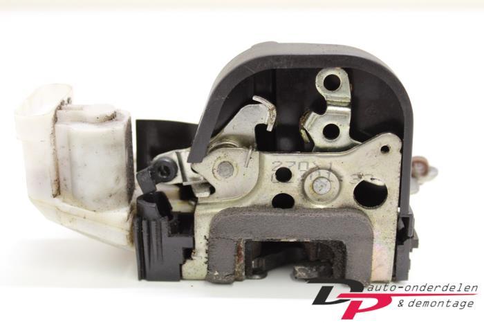 Deurslot Mechaniek 2Deurs rechts van een Alfa Romeo 147, Gebruikt, -, -, Ophalen of Verzenden