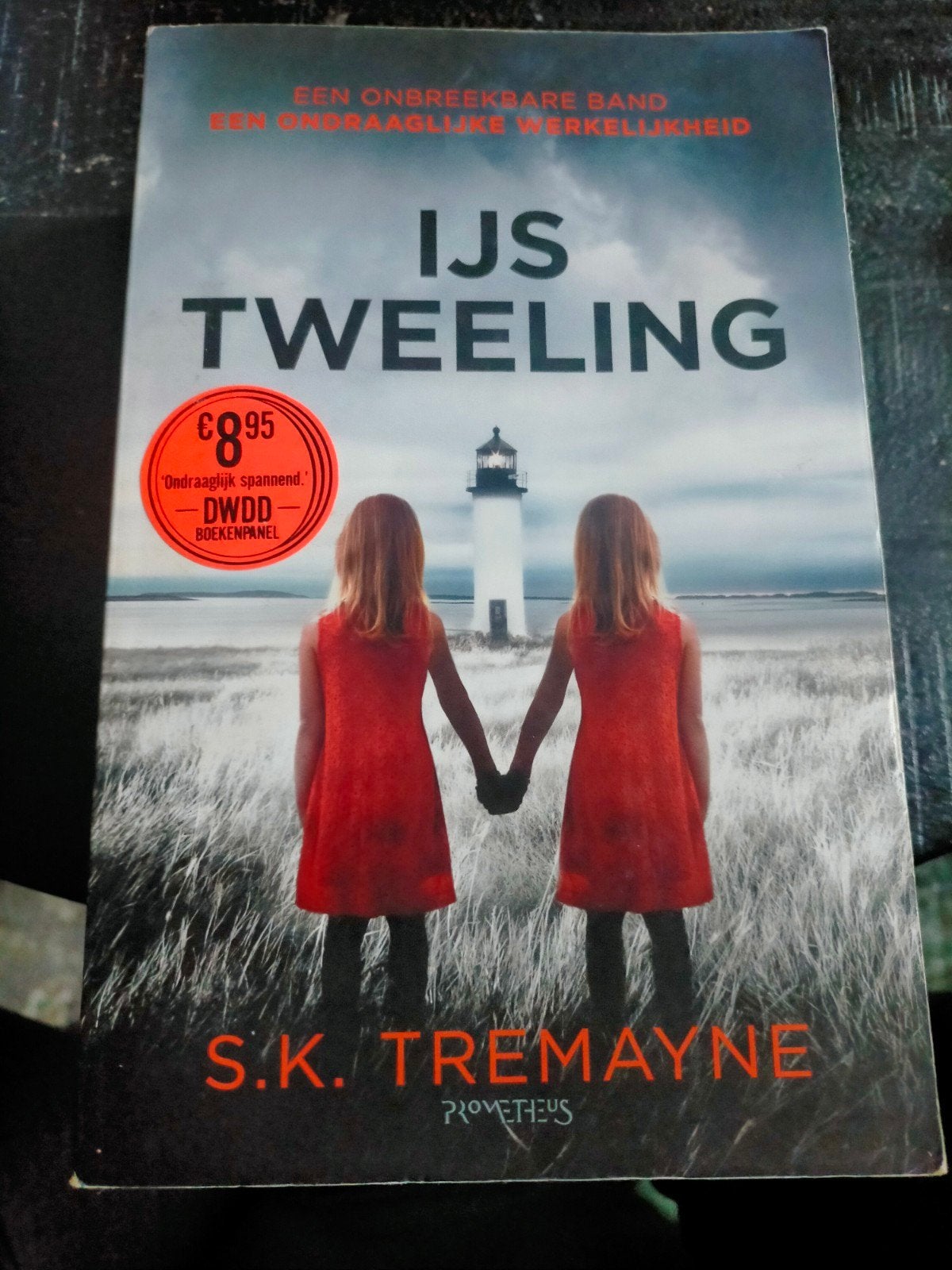 S.K. TREMAYNE- IJS TWEELING, Boeken, Ophalen of Verzenden, Zo goed als nieuw