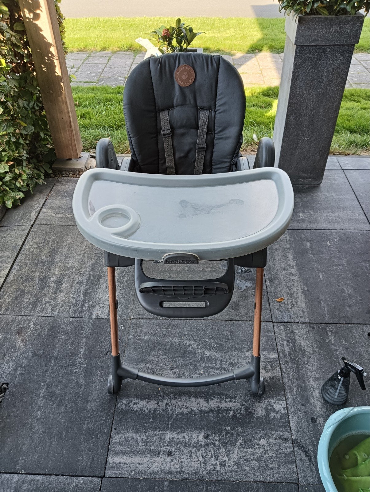 Maxi Cosi kinderstoel met barst in beschermkap, Ophalen, Gebruikt, Meegroeistoel, Afneembaar eetblad